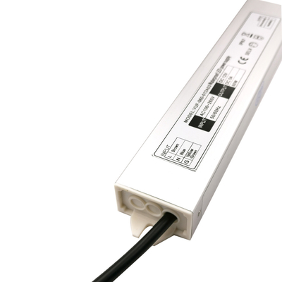 Ελεύθερη IP67 12V 80W παροχή ηλεκτρικού ρεύματος των υπερβολικά ελαφριών σταθερών οδηγήσεων τάσης οδηγών των οδηγήσεων τρεμουλιασμάτων