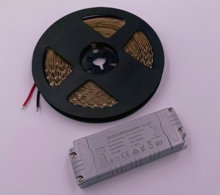Triac εξασθενίζοντας παροχή ηλεκτρικού ρεύματος των υπερβολικά ελαφριών οδηγήσεων, οδηγός 12V Dimmable για τα φω'τα λουρίδων των οδηγήσεων